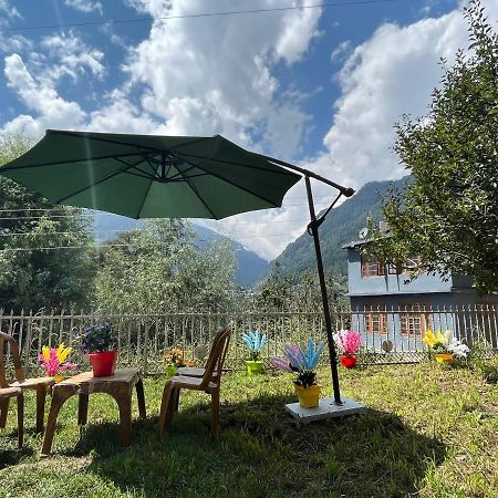 Hotel Hollywood - Top Rated & Most Awarded Property In Manali Dış mekan fotoğraf