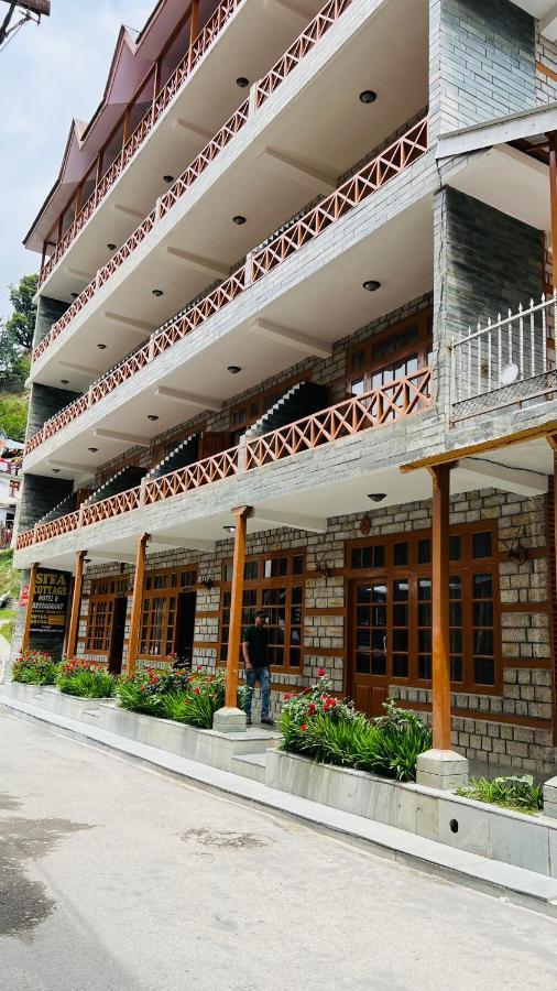 Hotel Hollywood - Top Rated & Most Awarded Property In Manali Dış mekan fotoğraf