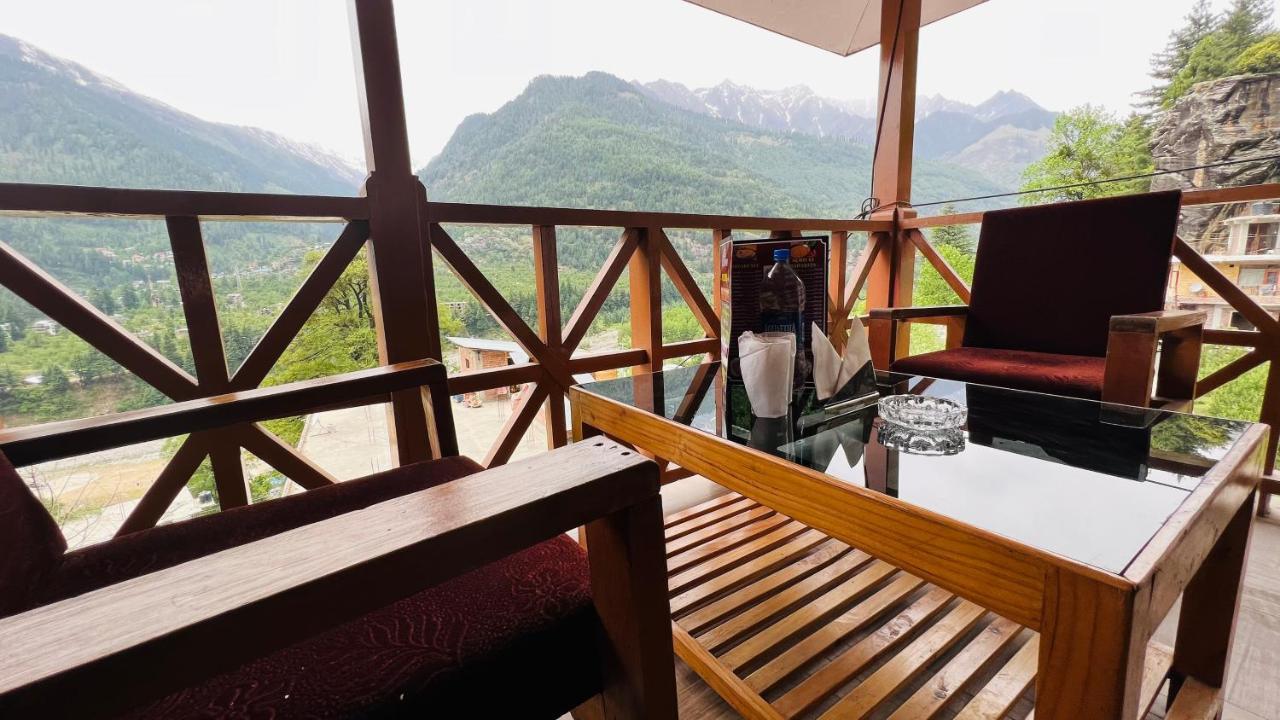 Hotel Hollywood - Top Rated & Most Awarded Property In Manali Dış mekan fotoğraf